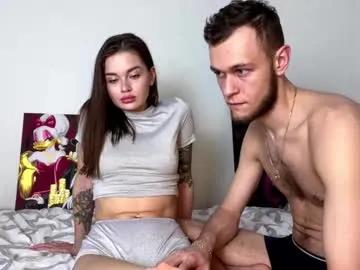 petal_couple on Chaturbate