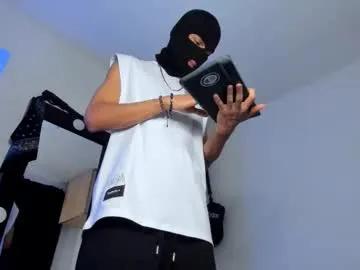 samuel_suarez — #findom  #cashmaster #alpha #feet #humiliation [2980 tokens remaining]