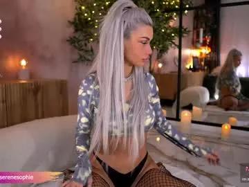 serene_sophiex's avatar