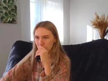 succubelle on Chaturbate 