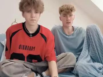 swoopyboy on Chaturbate 