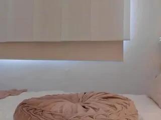 kitty_lowell on Flirt4Free 