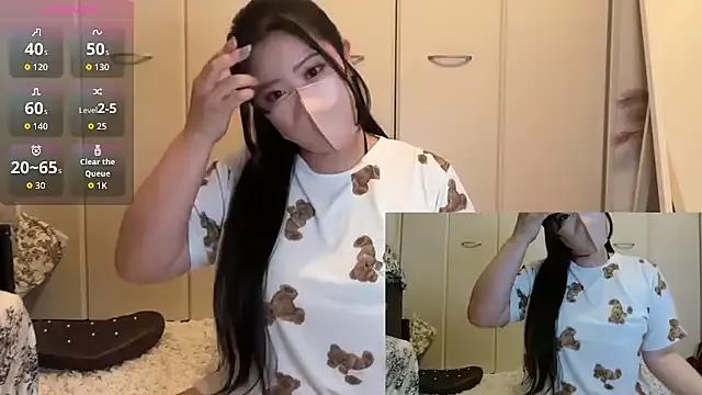 ___momo___0717 on StripChat 