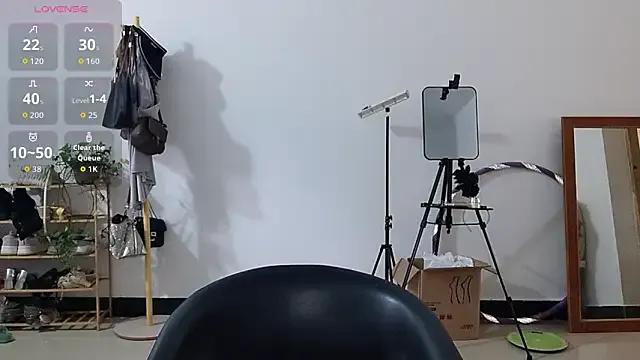 adele8731 on StripChat