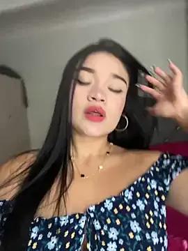 Alanasole on StripChat 