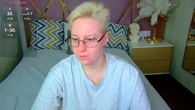 AlexandraGreen — masturbate