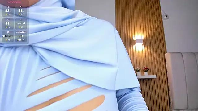 alma_avad on StripChat 