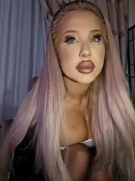 AlmaGraceX on StripChat 