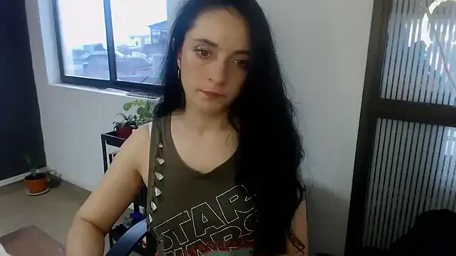 amellie_ros — get naked princess