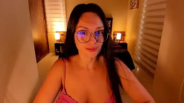 anabel_025 on StripChat 