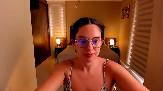 anabel_025 on StripChat 