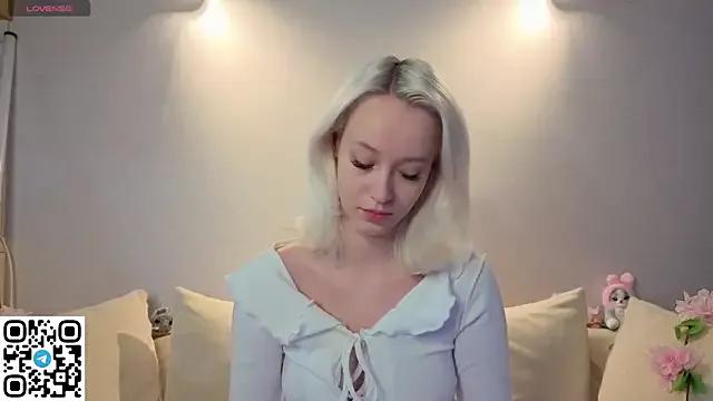 Anadeyaaa on StripChat 