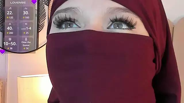 anna-henao on StripChat 