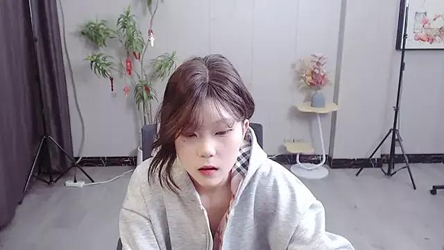 Babygirls523 on StripChat 