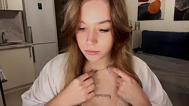 Babymoney_2007 on StripChat 