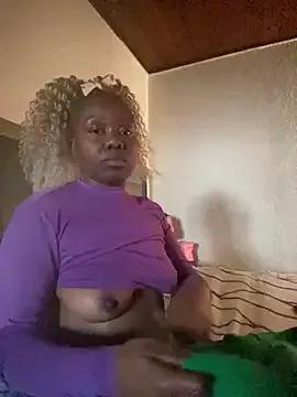 Bootytinah on StripChat 