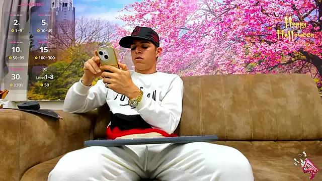 BvlgarVoyss — Show Asshole 