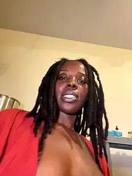 choclatepeaach on StripChat 