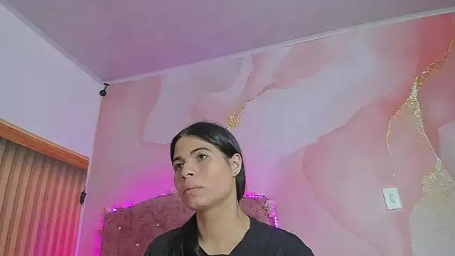 Daisy__rose on StripChat