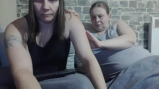 Diamond_Bite on StripChat