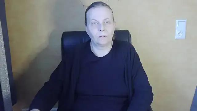 Diamond_Bite on StripChat