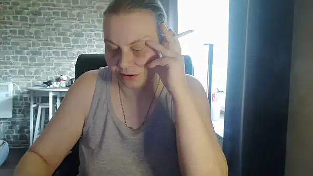 Diamond_Bite on StripChat