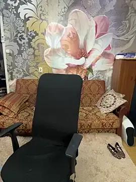 EsterHotMilf on StripChat 