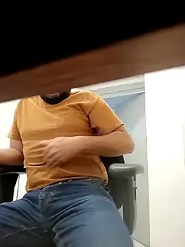 friendsloversex on StripChat