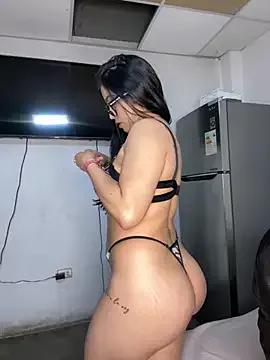 fullpasionkv220's avatar