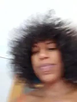 Goldenlace on StripChat