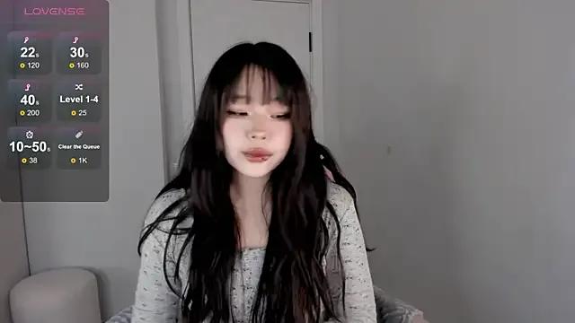 hee_young11 on StripChat 