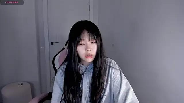 hee_young11's avatar