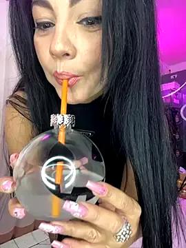 Hot_beauty__ on StripChat