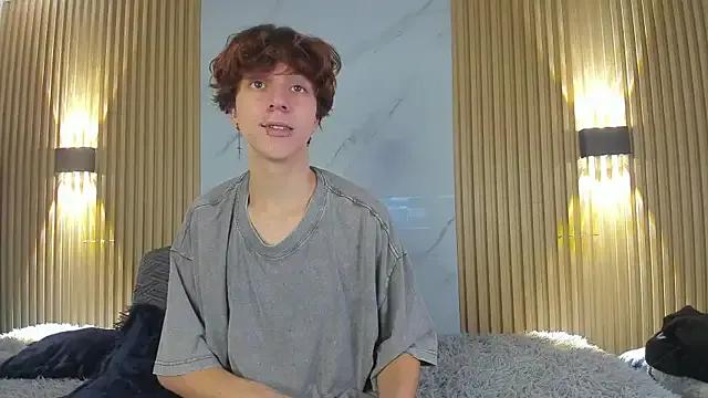 IM_DAREN on StripChat