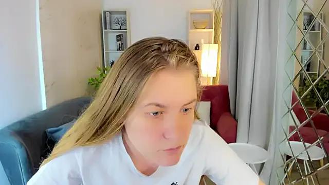 JadeSoft on StripChat