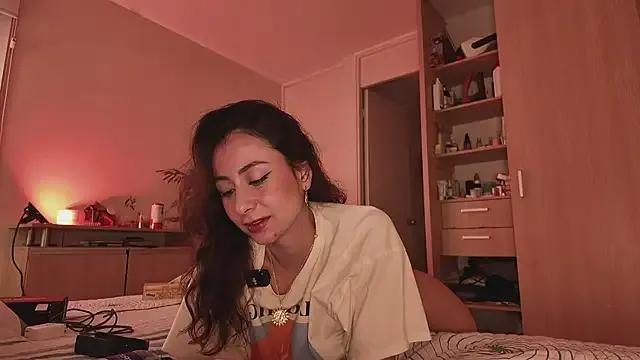 juanasnz99 on StripChat