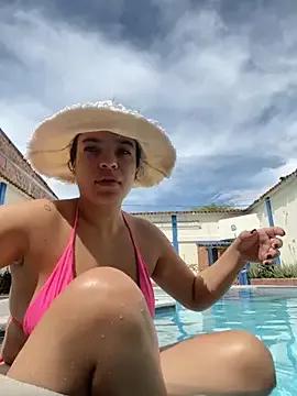 JuanitaMore01's avatar