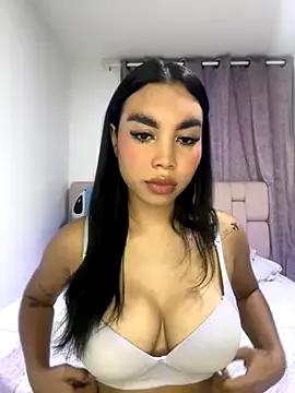 karolaalcendra's avatar