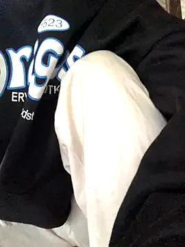 Kylie_beem — Please help me buy new toys thank you ve