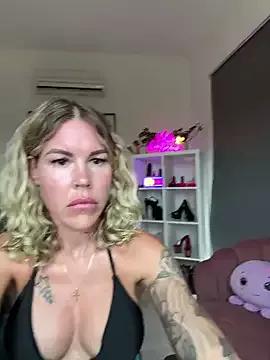 Lara_Bergmann on StripChat 