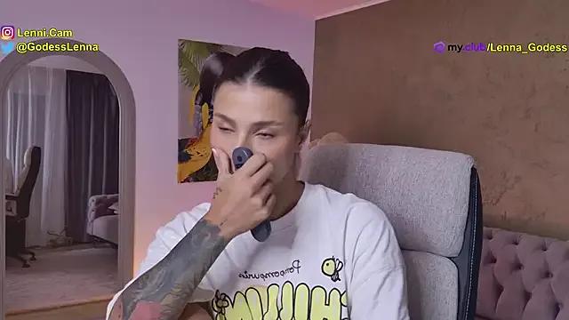 Lenna_Godess on StripChat 