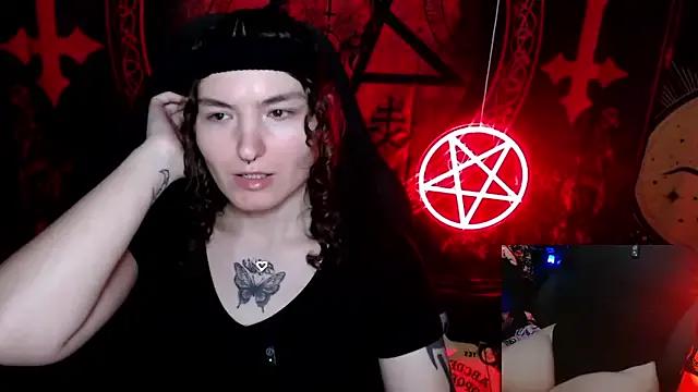 Lilithara666 on StripChat 