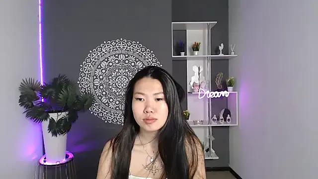 LunaPurrr on StripChat