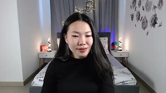 LunaPurrr on StripChat