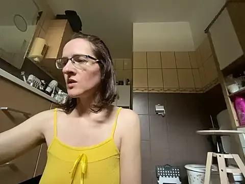 Milky_hairy_mommy's avatar