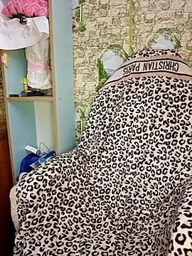 Miss_tits2025 on StripChat 