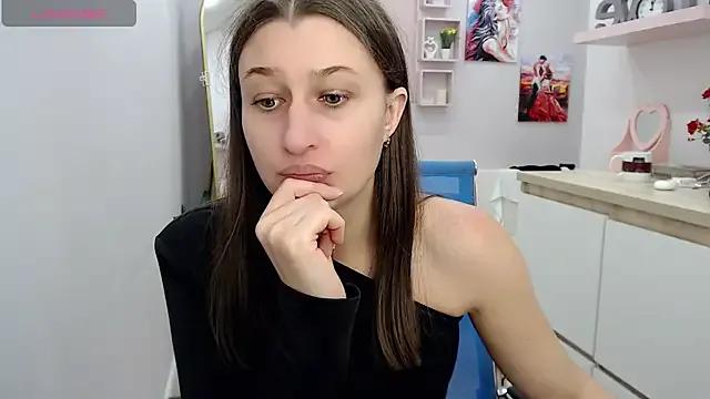 muriel_elvin on StripChat