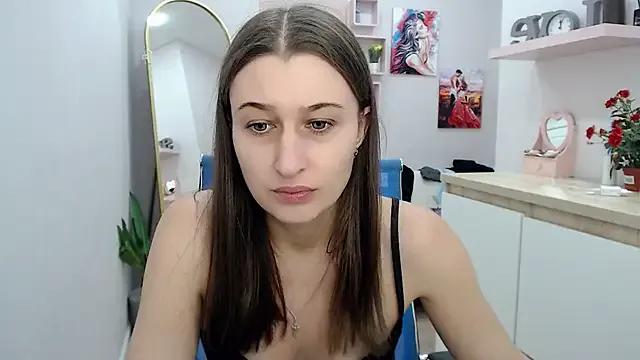 muriel_elvin on StripChat