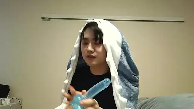 nunnun00 on StripChat 