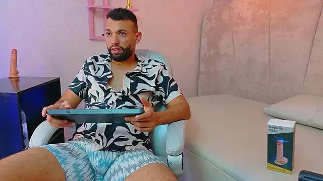 onlymen2025 — show ass